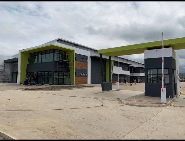 516M² WAREHOUSE TO LET IN CORNUBIA